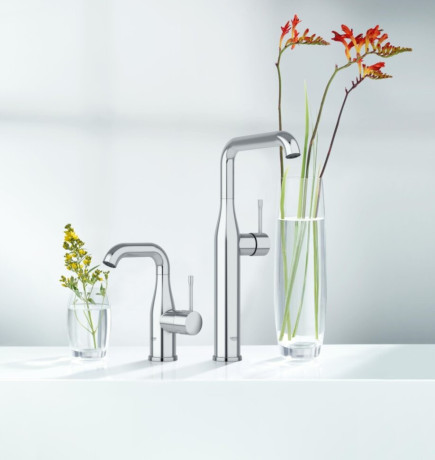 Змішувач для умивальника Grohe Essence, одноважільний, хром (32901001)